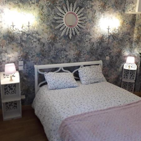 Le Jardin Fleuri Bed & Breakfast Saint-Nazaire  Exterior photo